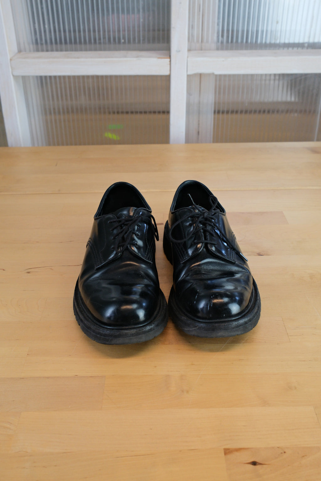 Evan Kinori - Tramping Shoe - Bookbinder Leather