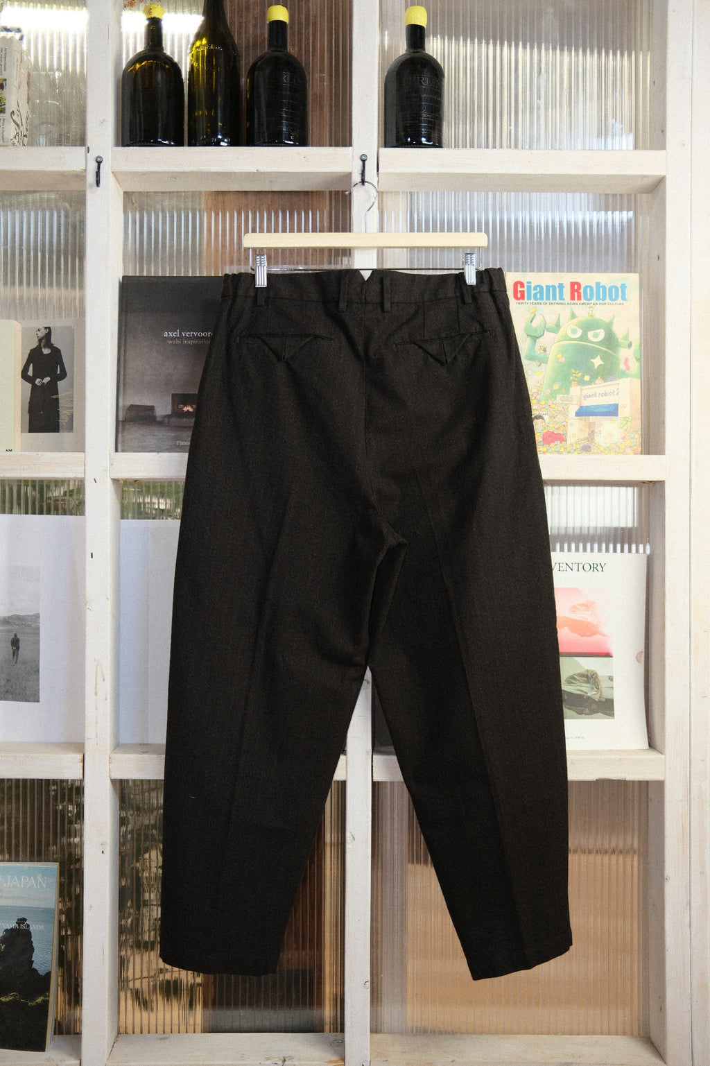 Yoko Sakamoto - Two-Piece Set - Suit Jacket and Double-Pleated Trousers - Cotton